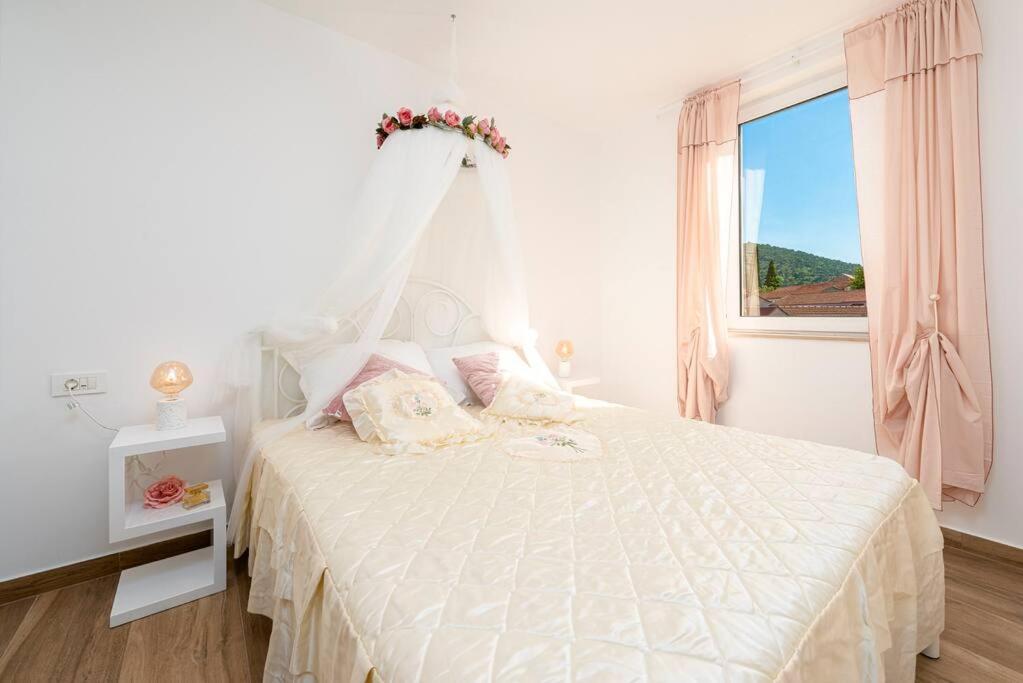 Kate With Free Parking Apartamento *